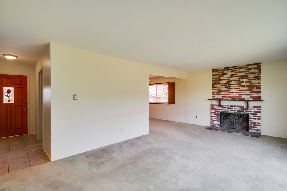 Virtual tour photo 6 of 37 for 8936 Sovereign Road