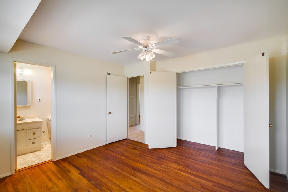 Virtual tour photo 20 of 37 for 8936 Sovereign Road