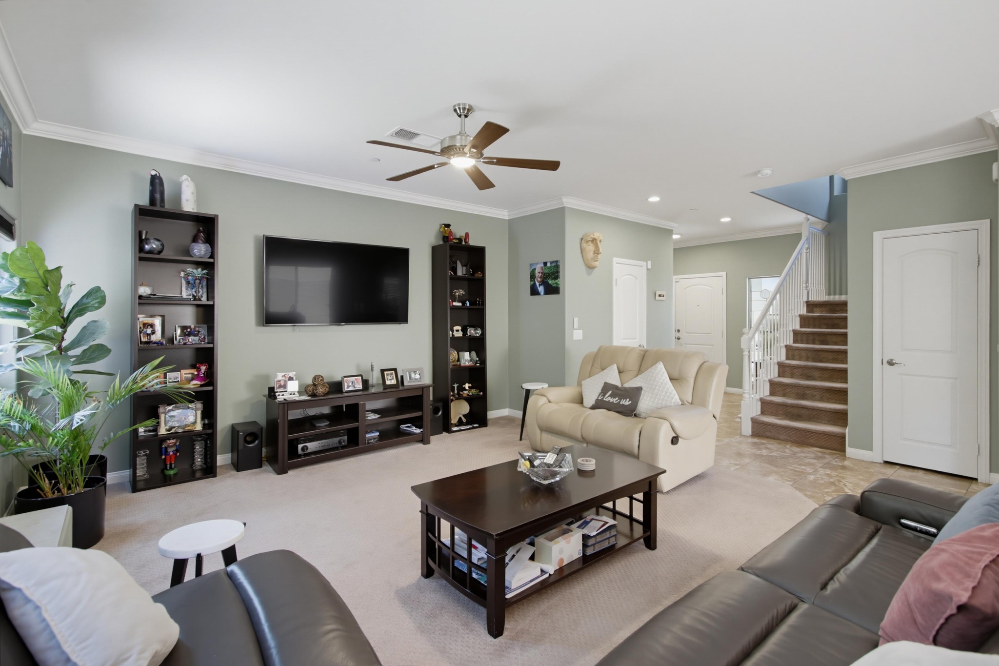 Virtual tour photo 9 of 62 for 8941 Magnolia Ave
