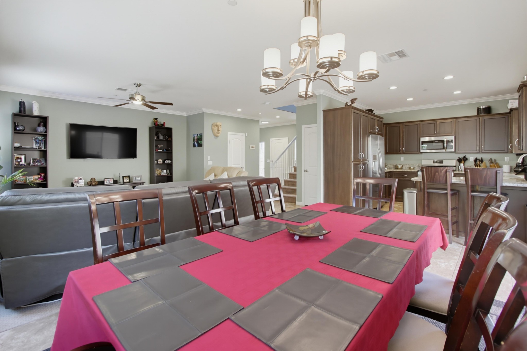 Virtual tour photo 11 of 62 for 8941 Magnolia Ave