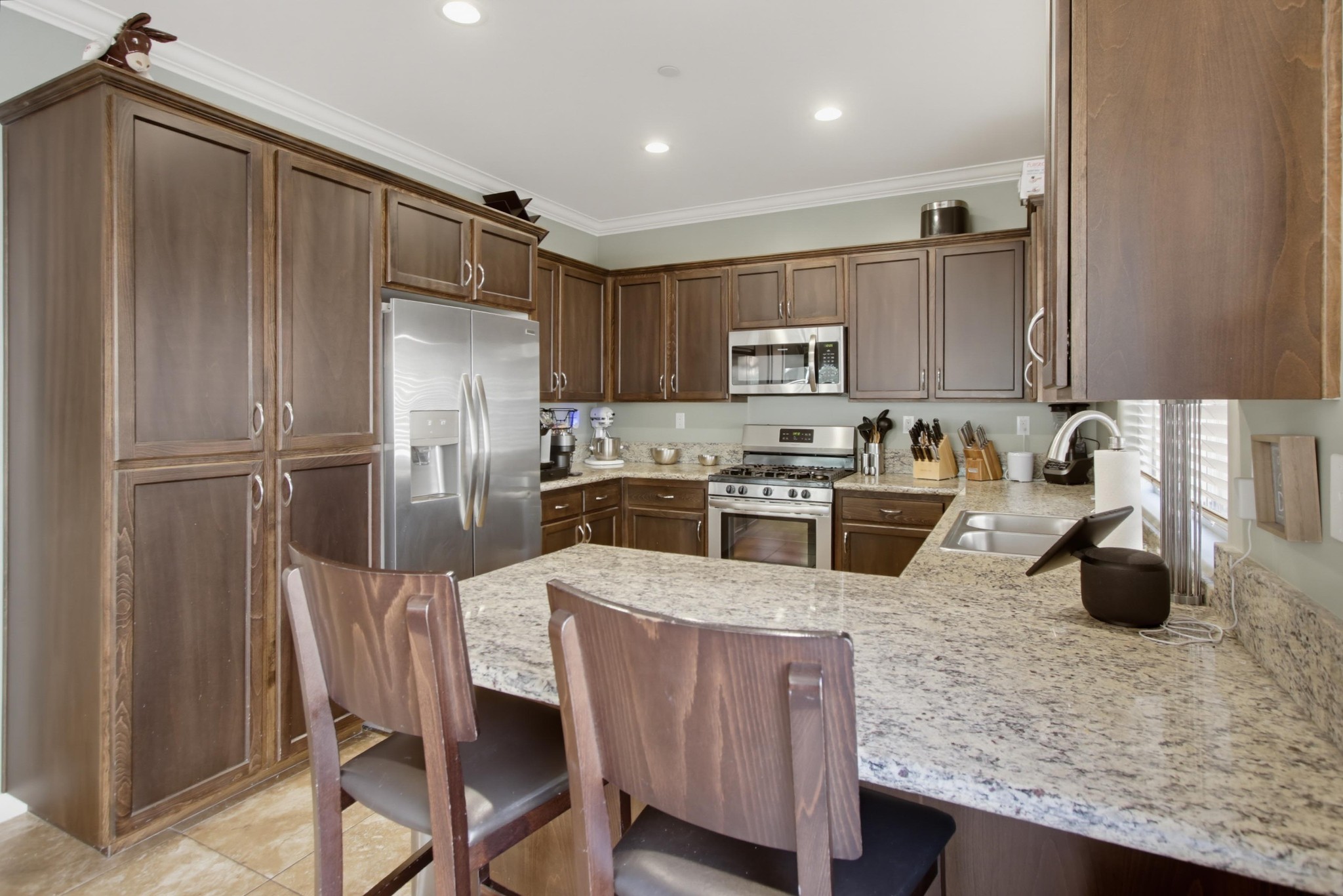 Virtual tour photo 13 of 62 for 8941 Magnolia Ave