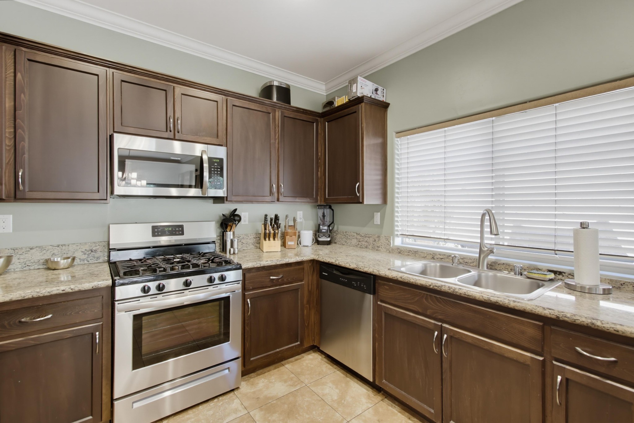 Virtual tour photo 14 of 62 for 8941 Magnolia Ave