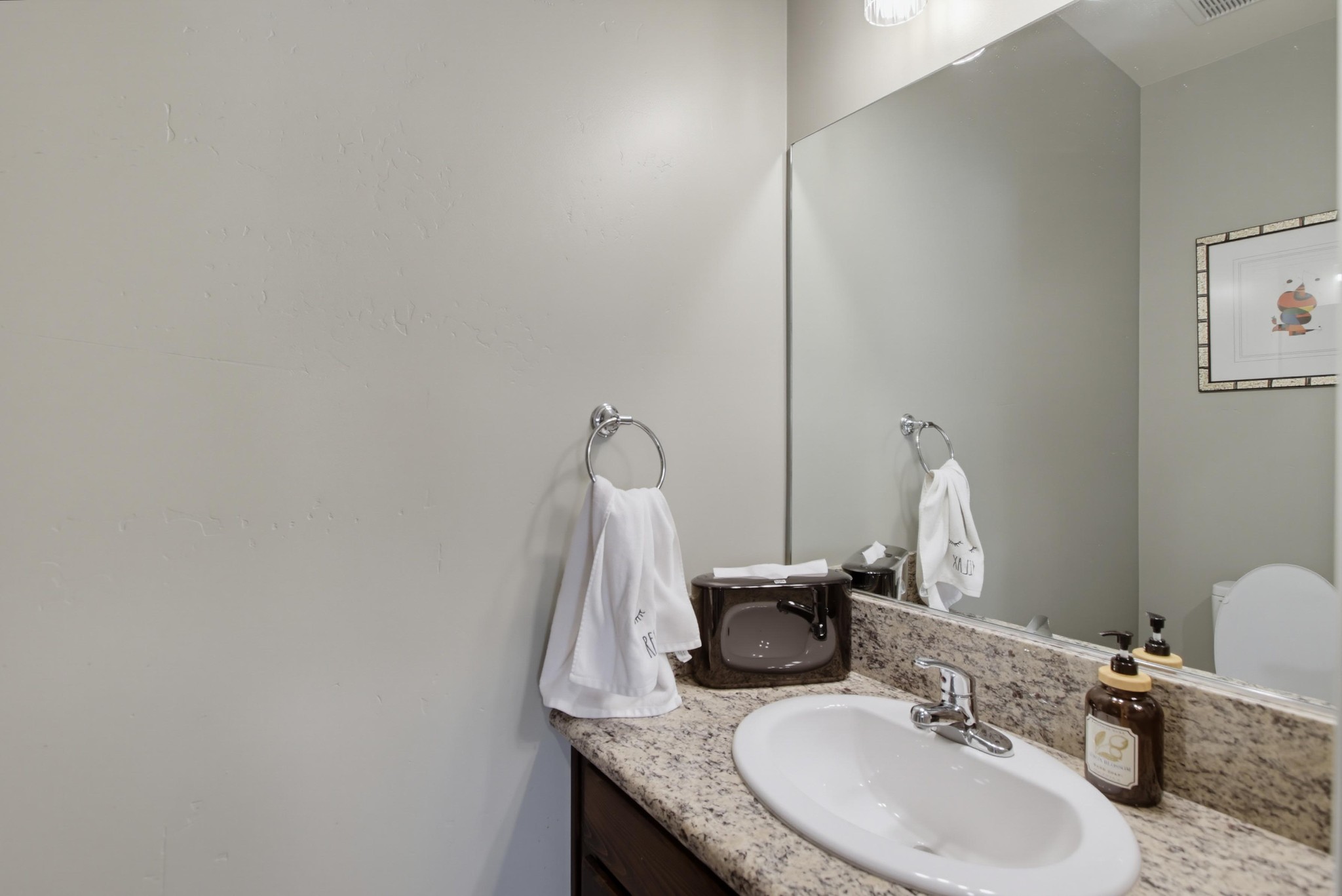 Virtual tour photo 17 of 62 for 8941 Magnolia Ave