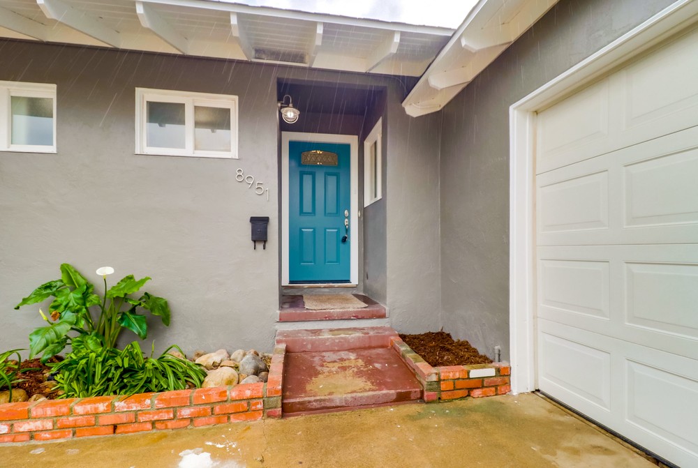 Virtual tour photo 7 of 43 for 8951 Sovereign Rd