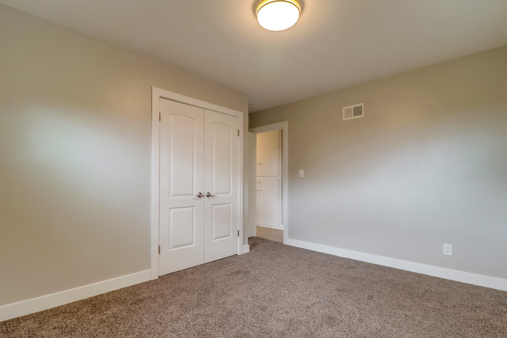 Virtual tour photo 32 of 43 for 8951 Sovereign Rd