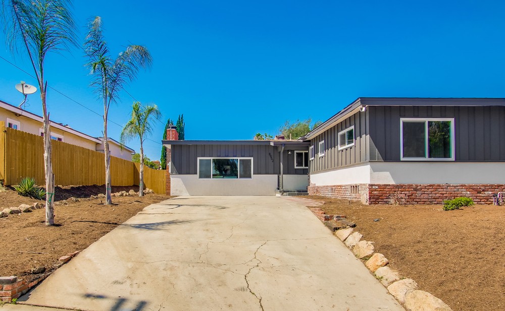 Virtual tour photo 6 of 61 for 8952 Polland Ave