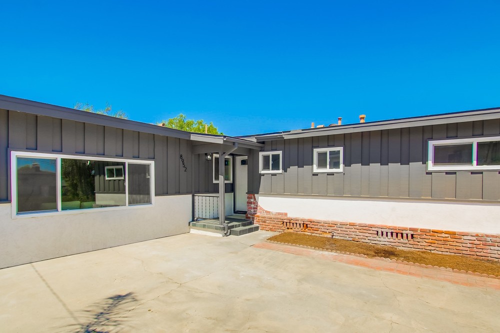 Virtual tour photo 7 of 61 for 8952 Polland Ave