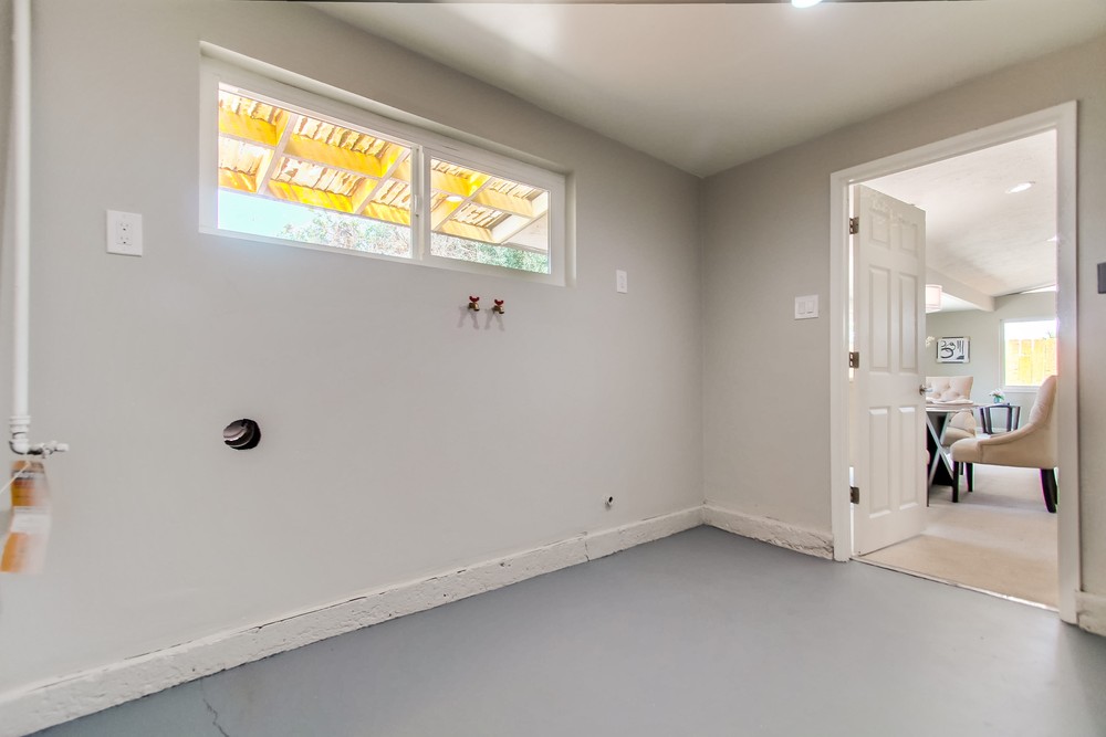 Virtual tour photo 55 of 61 for 8952 Polland Ave