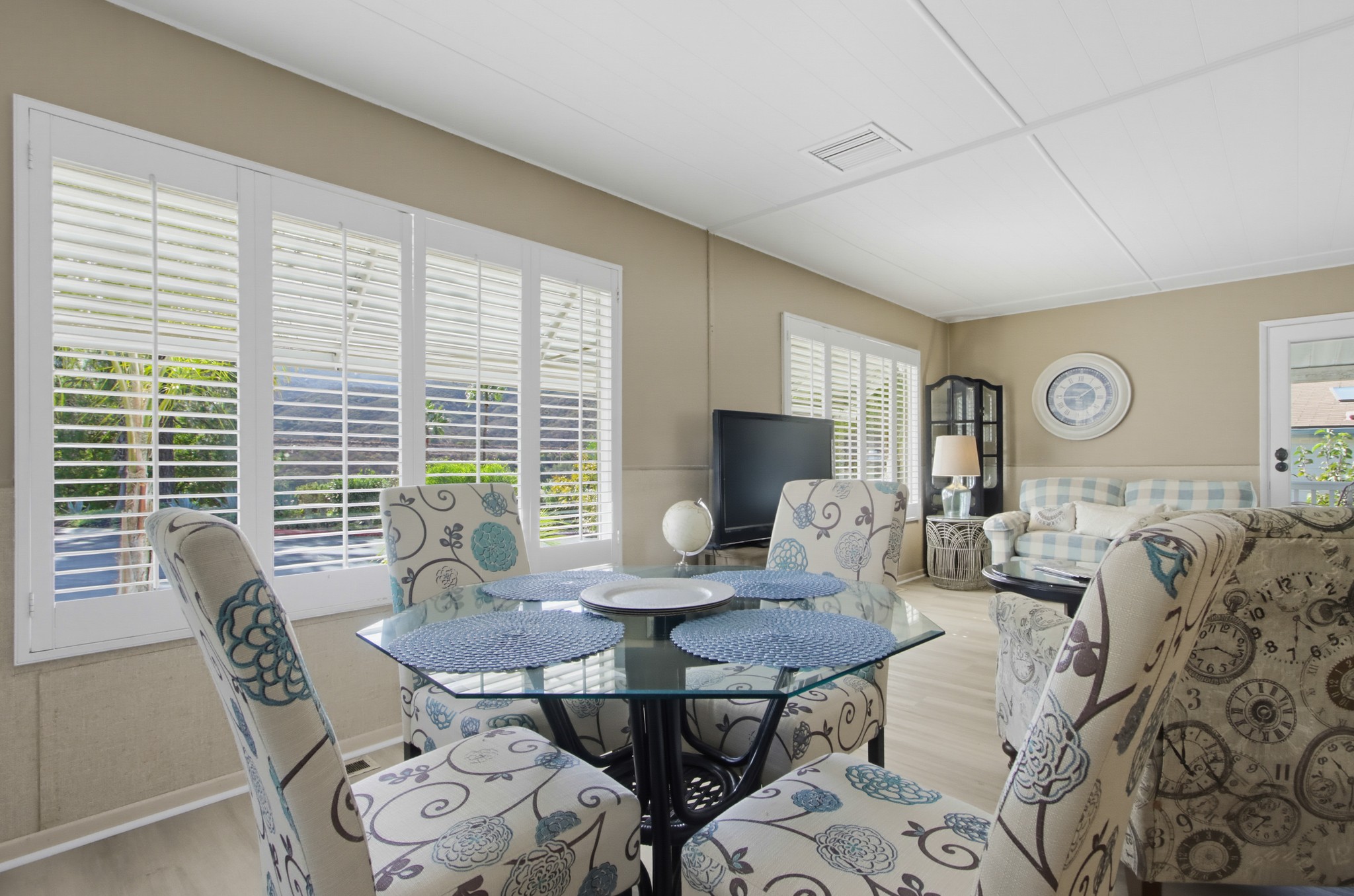 Virtual tour photo 5 of 60 for 8975 Lawrence Welk Dr