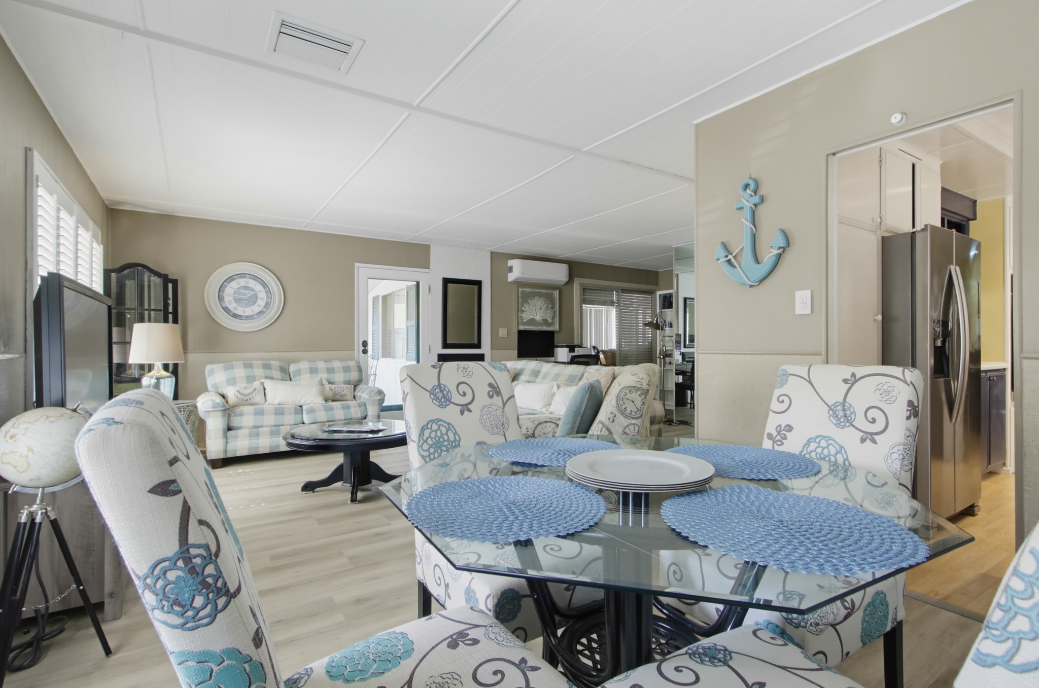 Virtual tour photo 7 of 60 for 8975 Lawrence Welk Dr