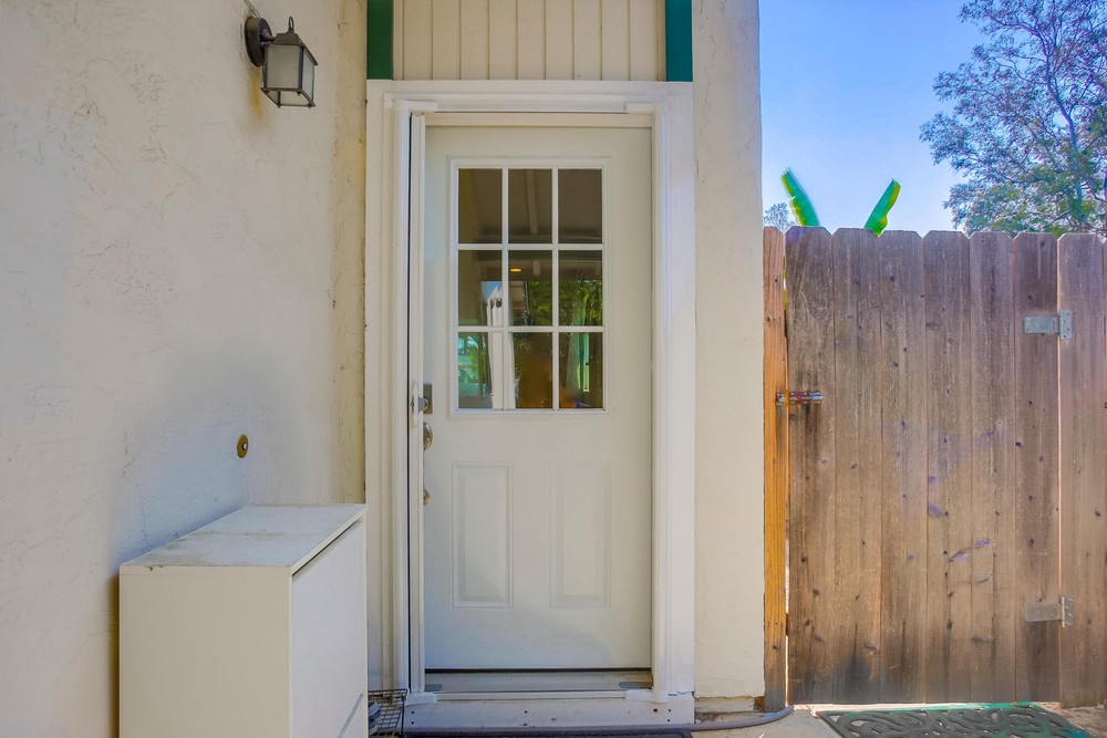 Virtual tour photo 7 of 57 for 8979 Jade Coast Ln