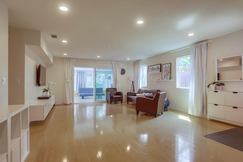 Virtual tour photo 8 of 57 for 8979 Jade Coast Ln