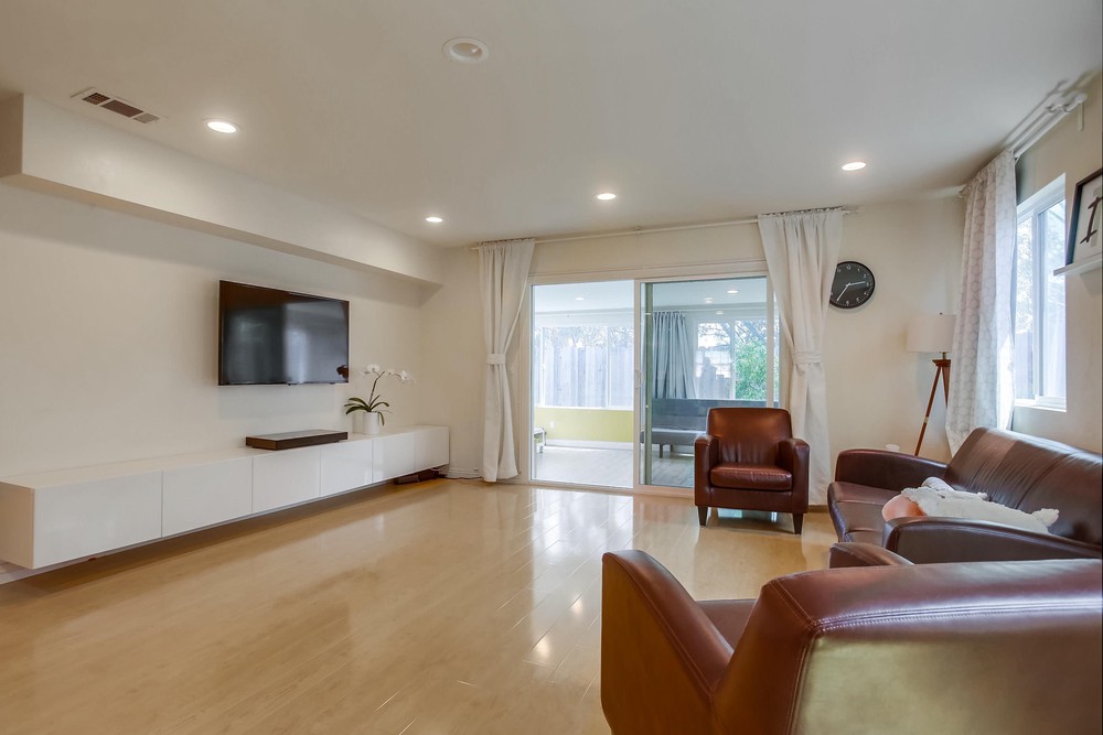 Virtual tour photo 10 of 57 for 8979 Jade Coast Ln