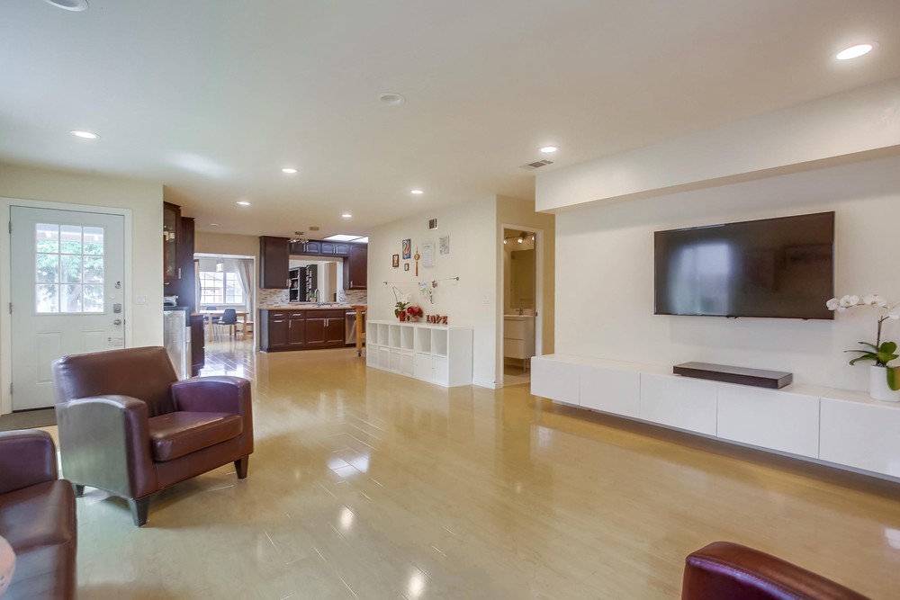 Virtual tour photo 12 of 57 for 8979 Jade Coast Ln