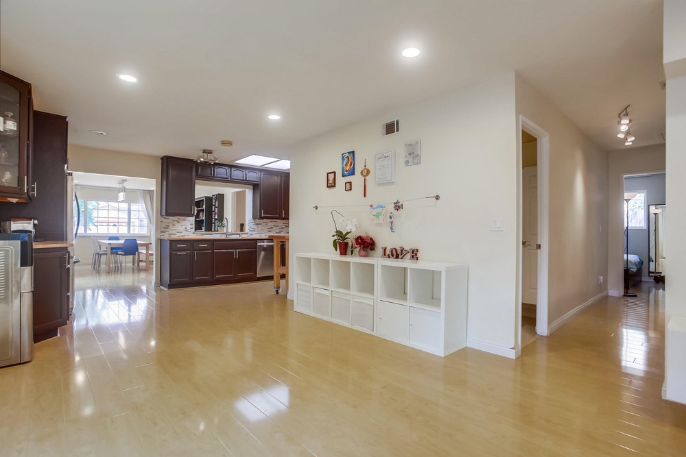 Virtual tour photo 18 of 57 for 8979 Jade Coast Ln