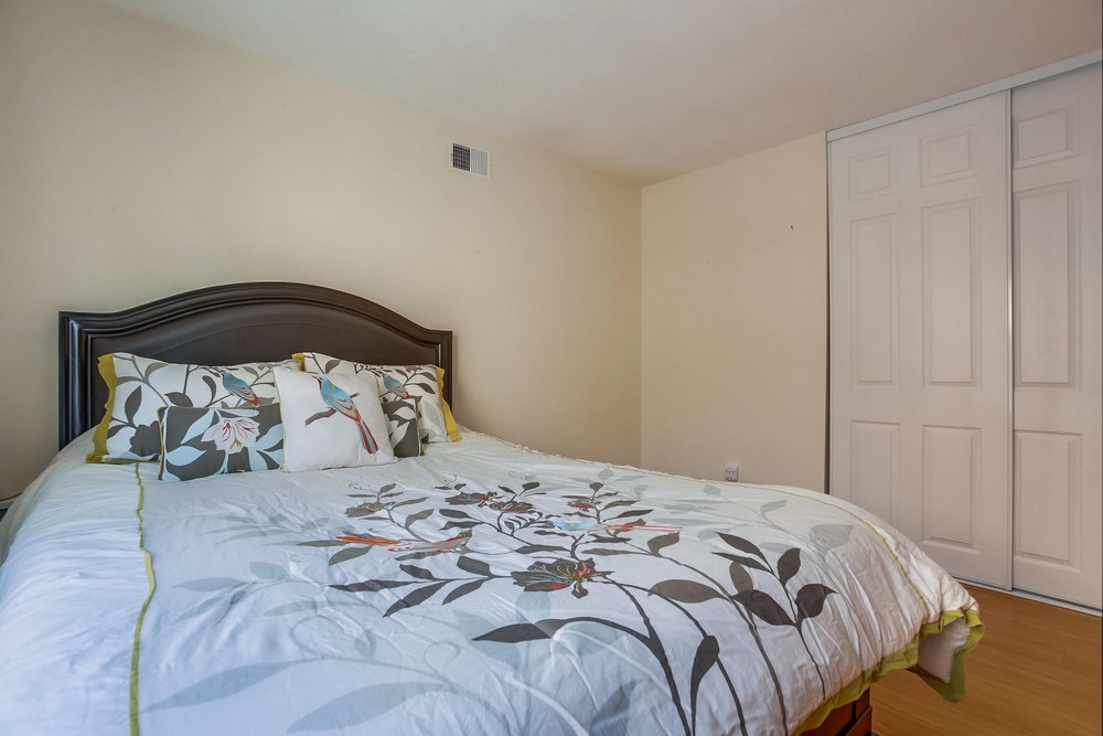 Virtual tour photo 31 of 57 for 8979 Jade Coast Ln