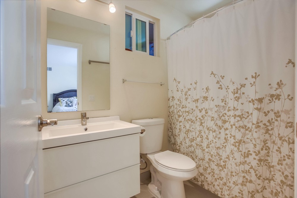 Virtual tour photo 33 of 57 for 8979 Jade Coast Ln
