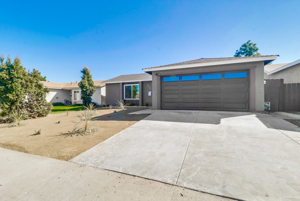Virtual tour photo 4 of 36 for 8981 Bogata Cir