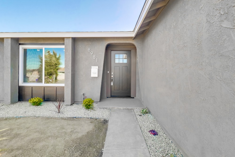 Virtual tour photo 7 of 36 for 8981 Bogata Cir