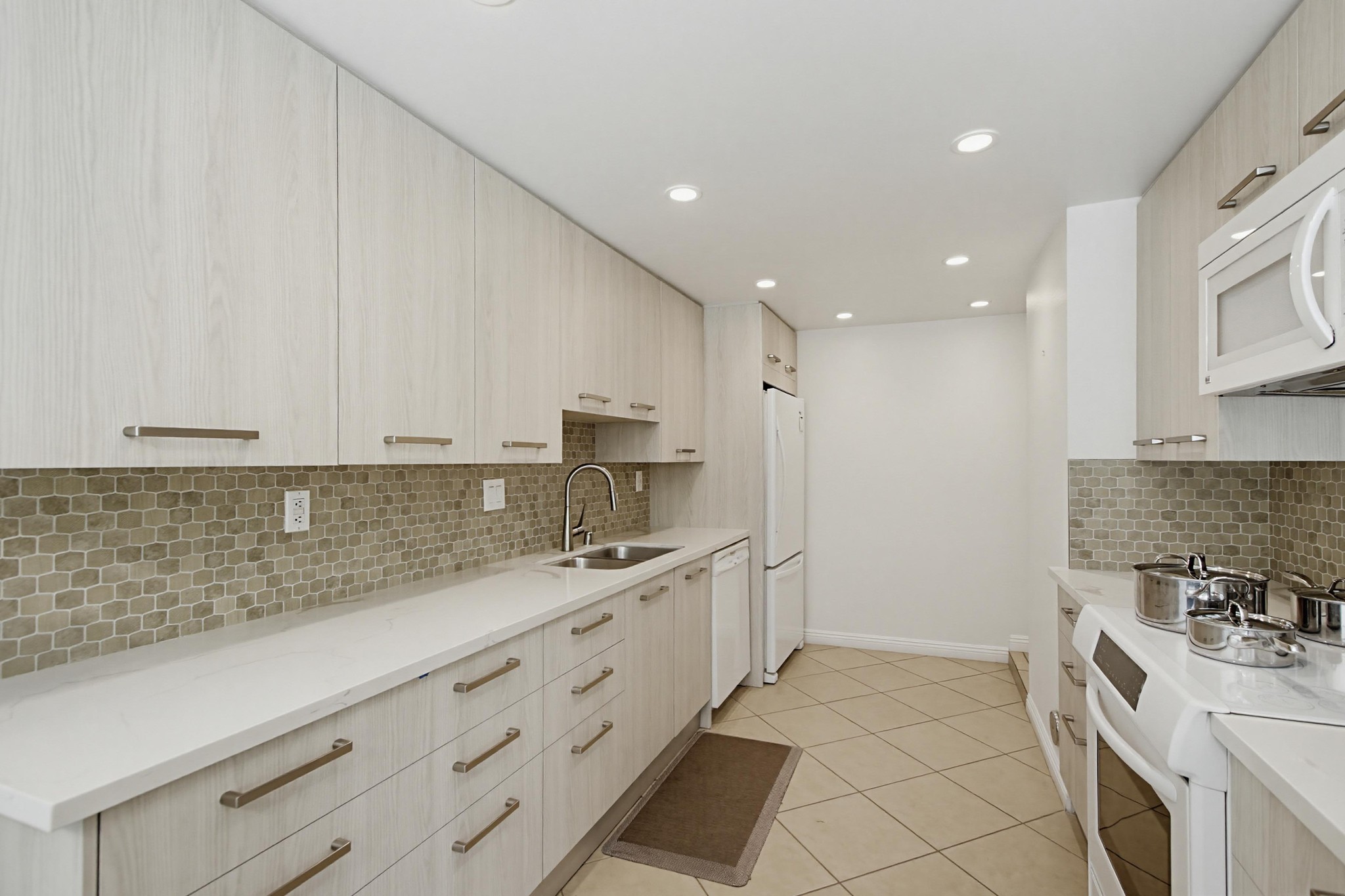 Virtual tour photo 13 of 57 for 8982 Caminito Verano