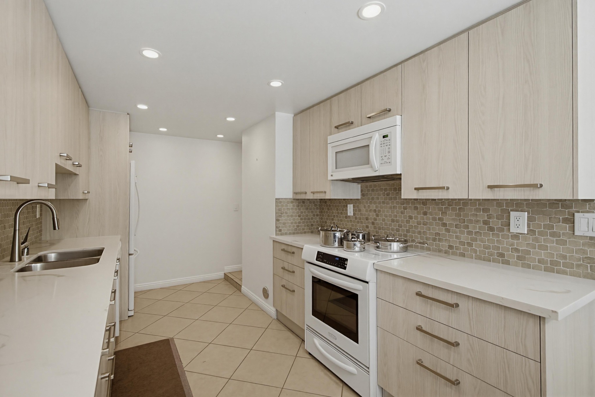 Virtual tour photo 14 of 57 for 8982 Caminito Verano