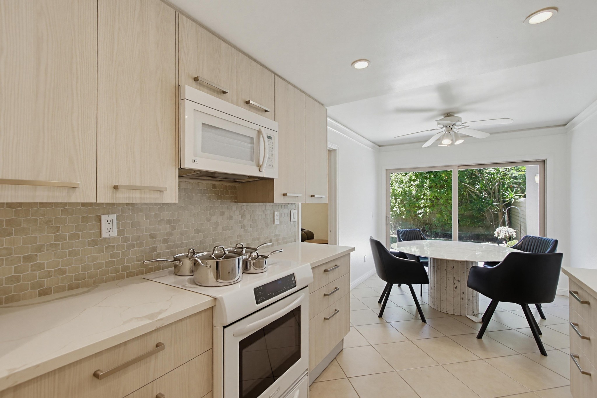 Virtual tour photo 16 of 57 for 8982 Caminito Verano