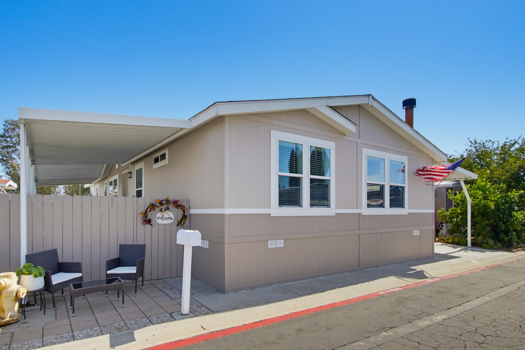 Virtual tour photo 1 of 50 for 900 Howard Ave Spc 62