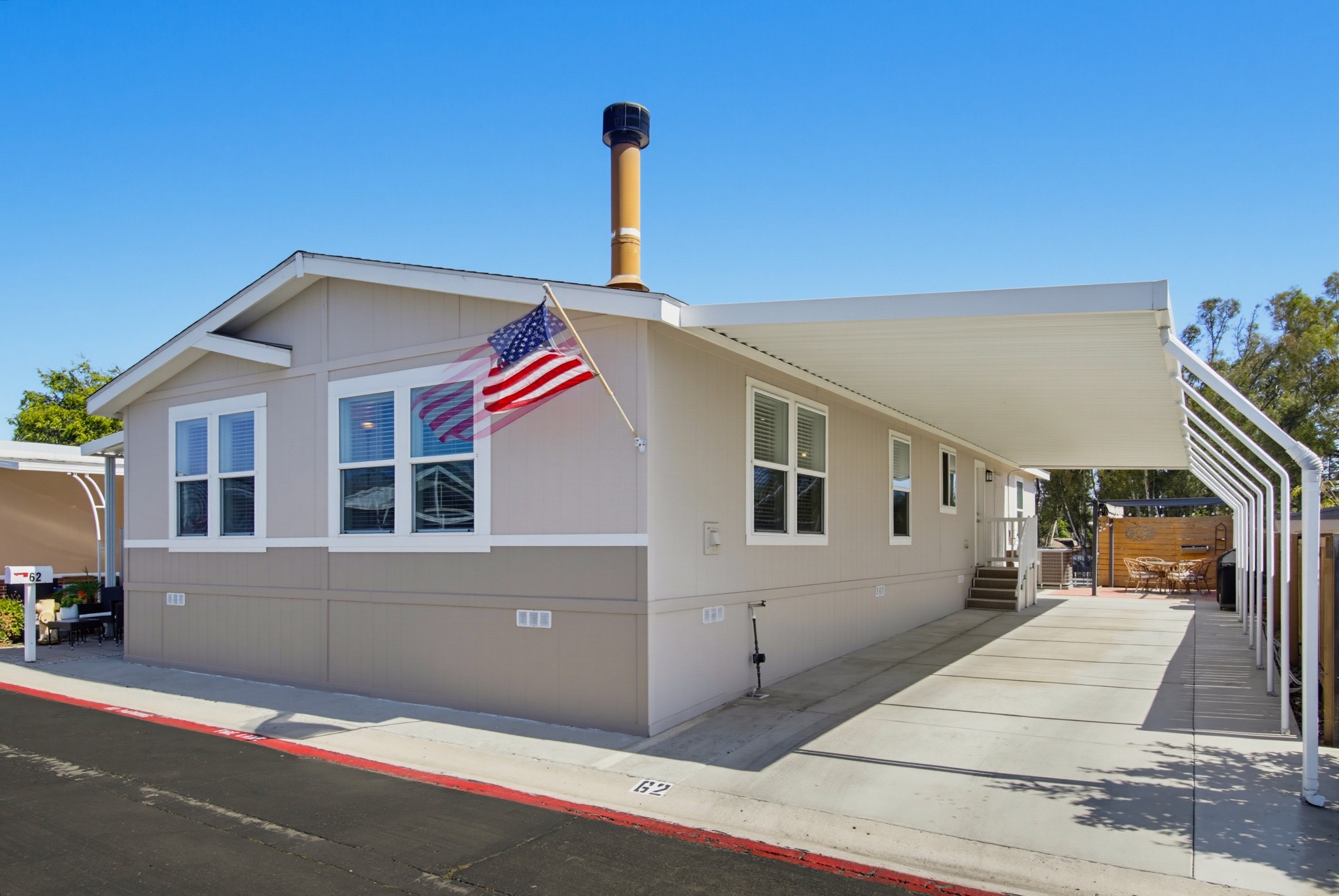 Virtual tour photo 4 of 50 for 900 Howard Ave Spc 62