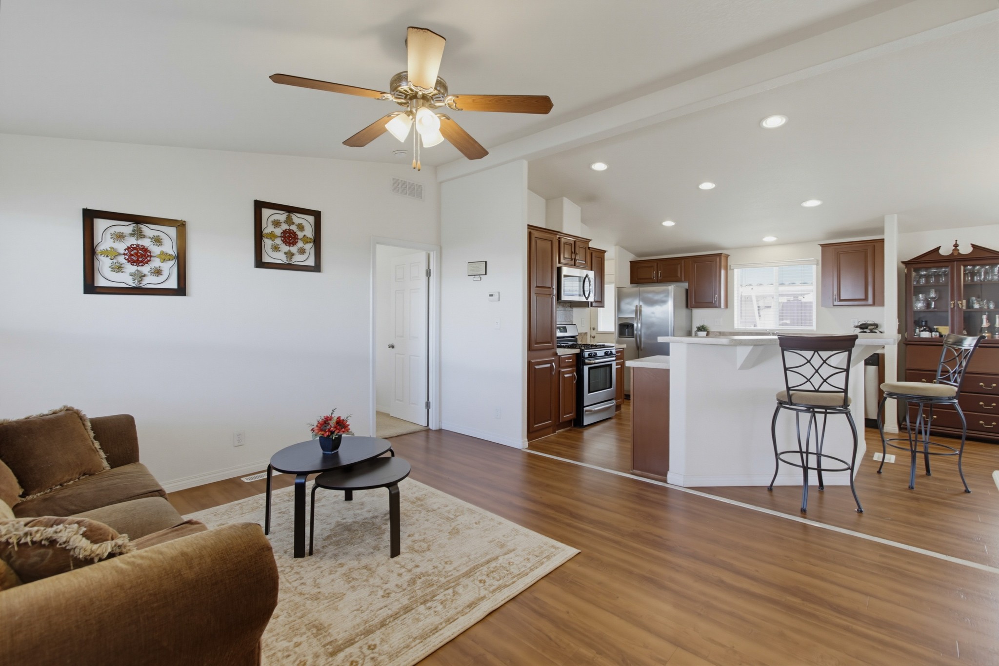 Virtual tour photo 13 of 50 for 900 Howard Ave Spc 62