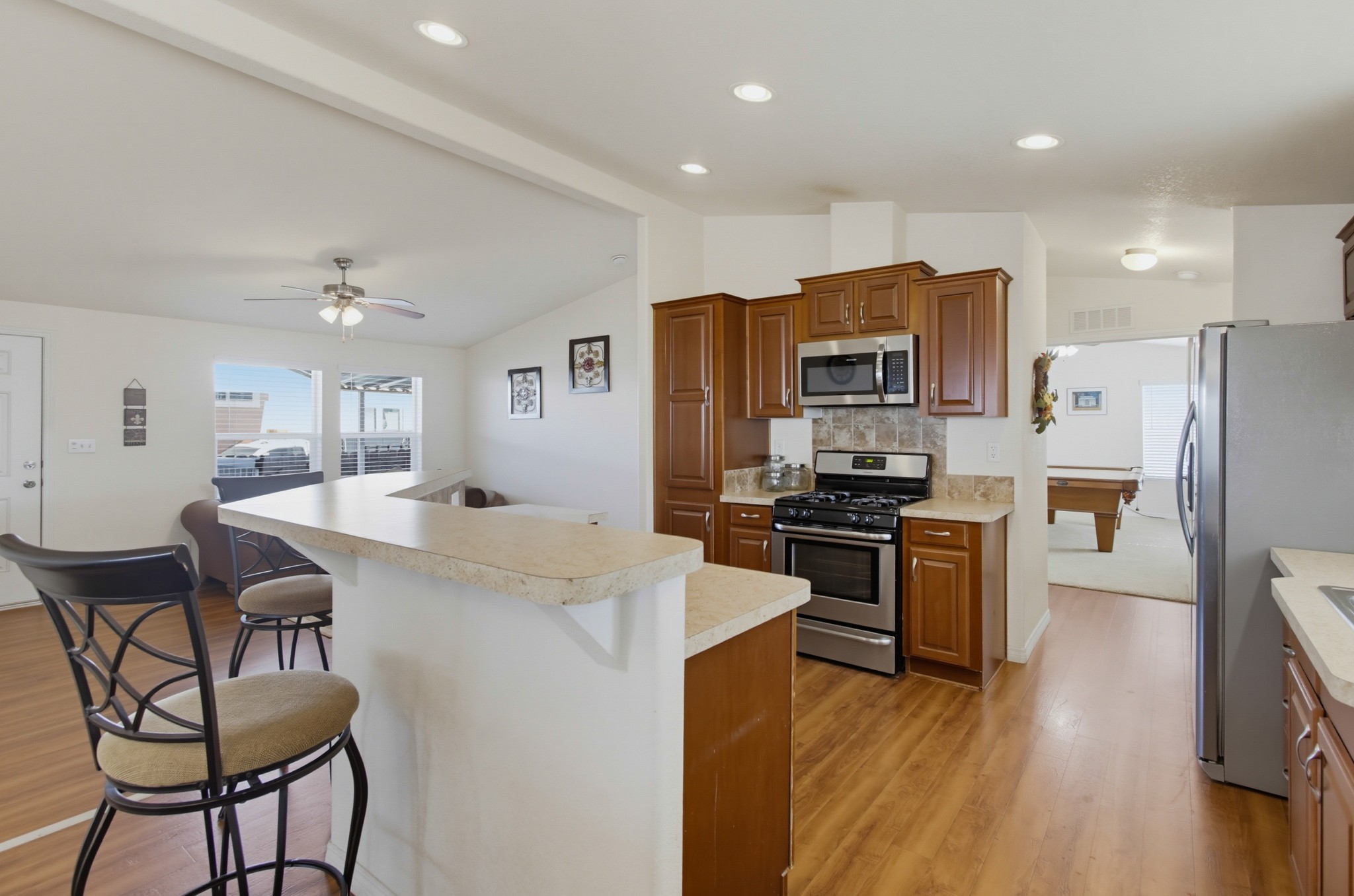 Virtual tour photo 15 of 50 for 900 Howard Ave Spc 62