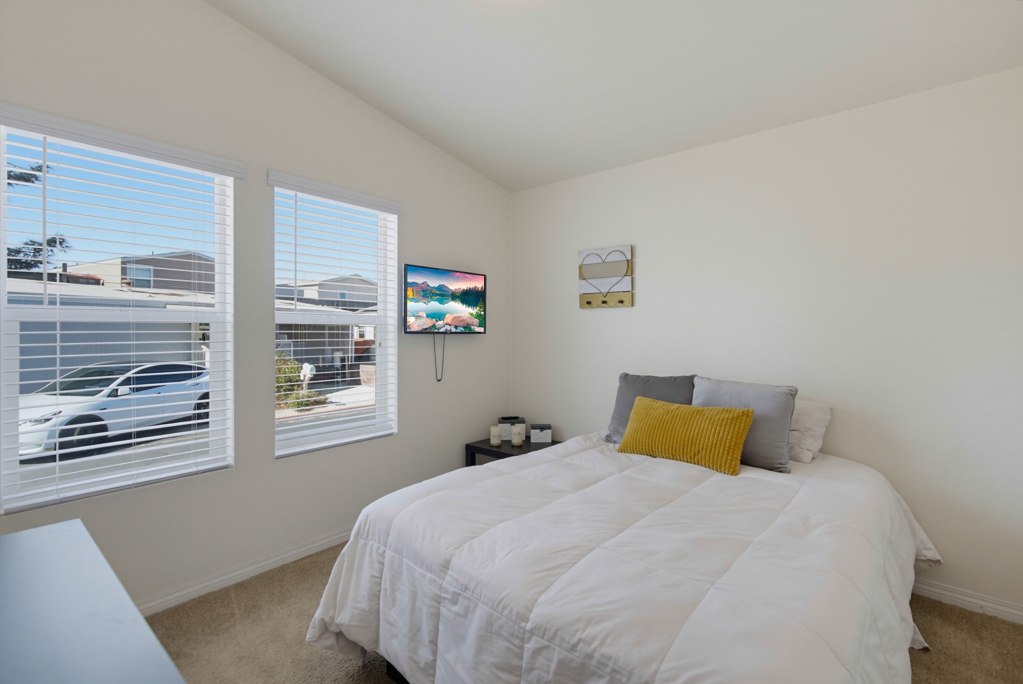 Virtual tour photo 31 of 50 for 900 Howard Ave Spc 62