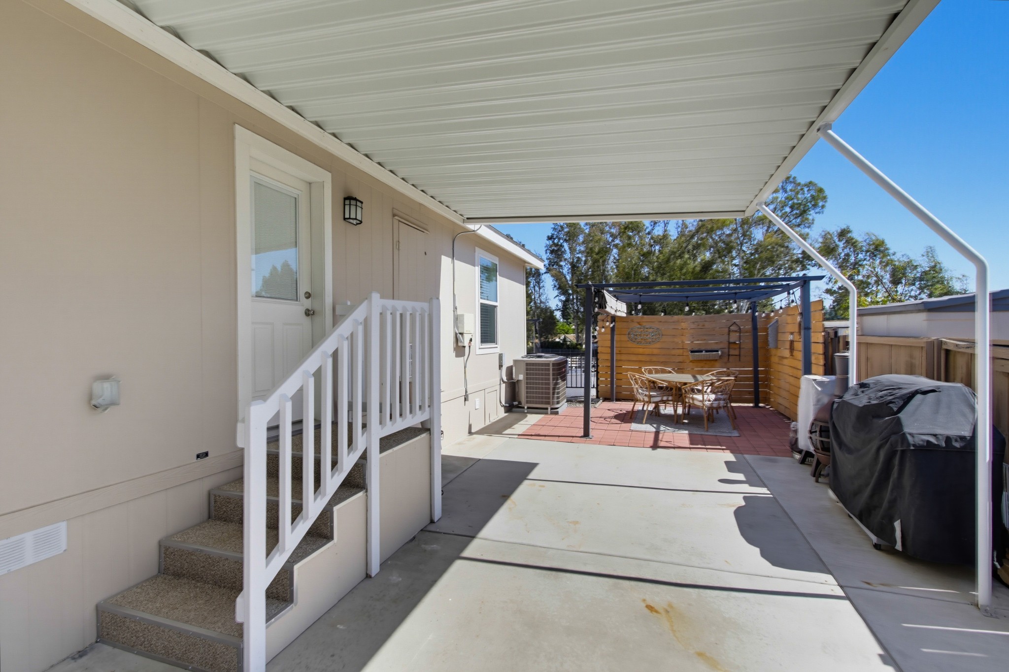 Virtual tour photo 43 of 50 for 900 Howard Ave Spc 62