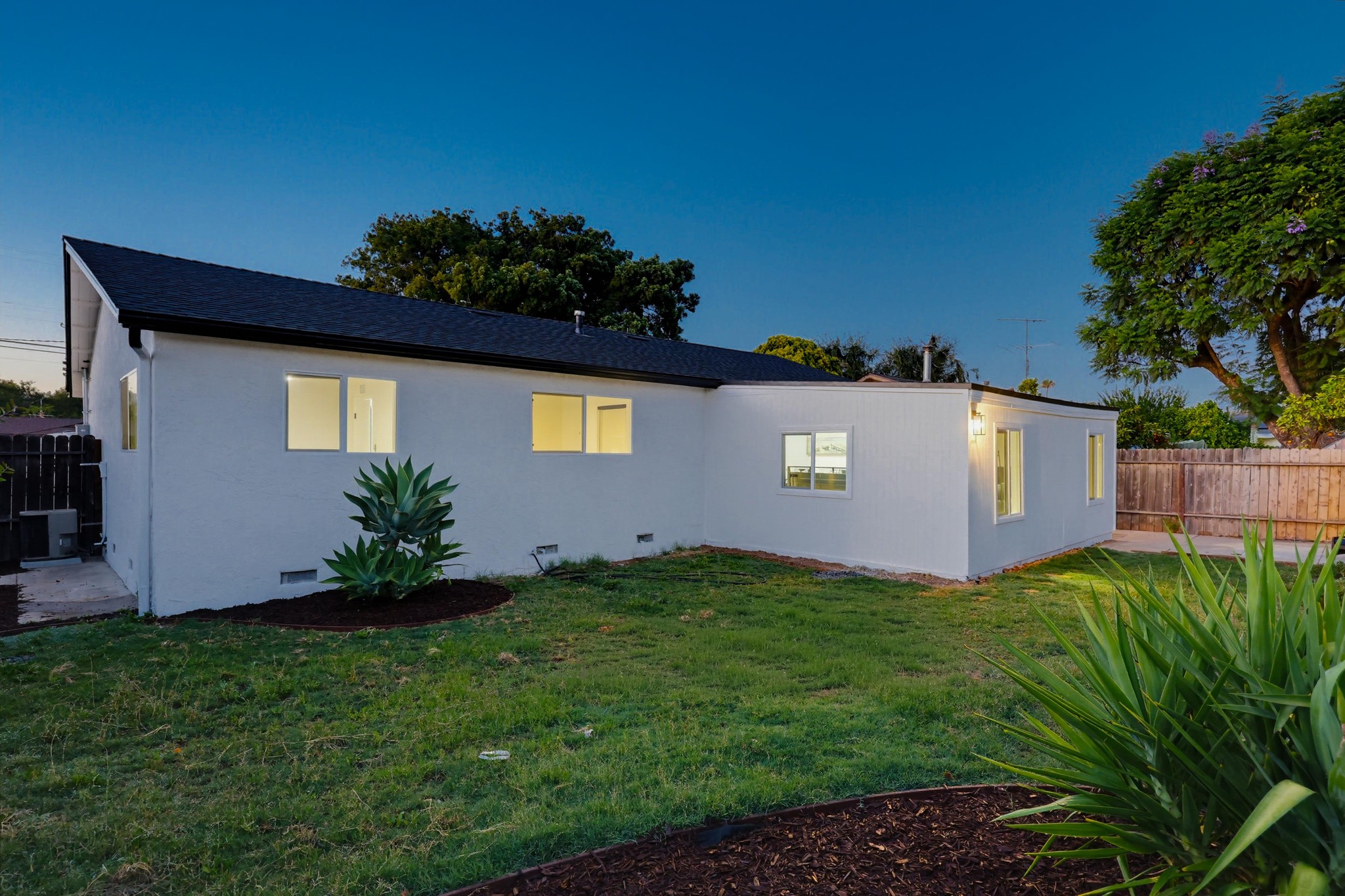 Virtual tour photo 11 of 59 for 9017 Orville St