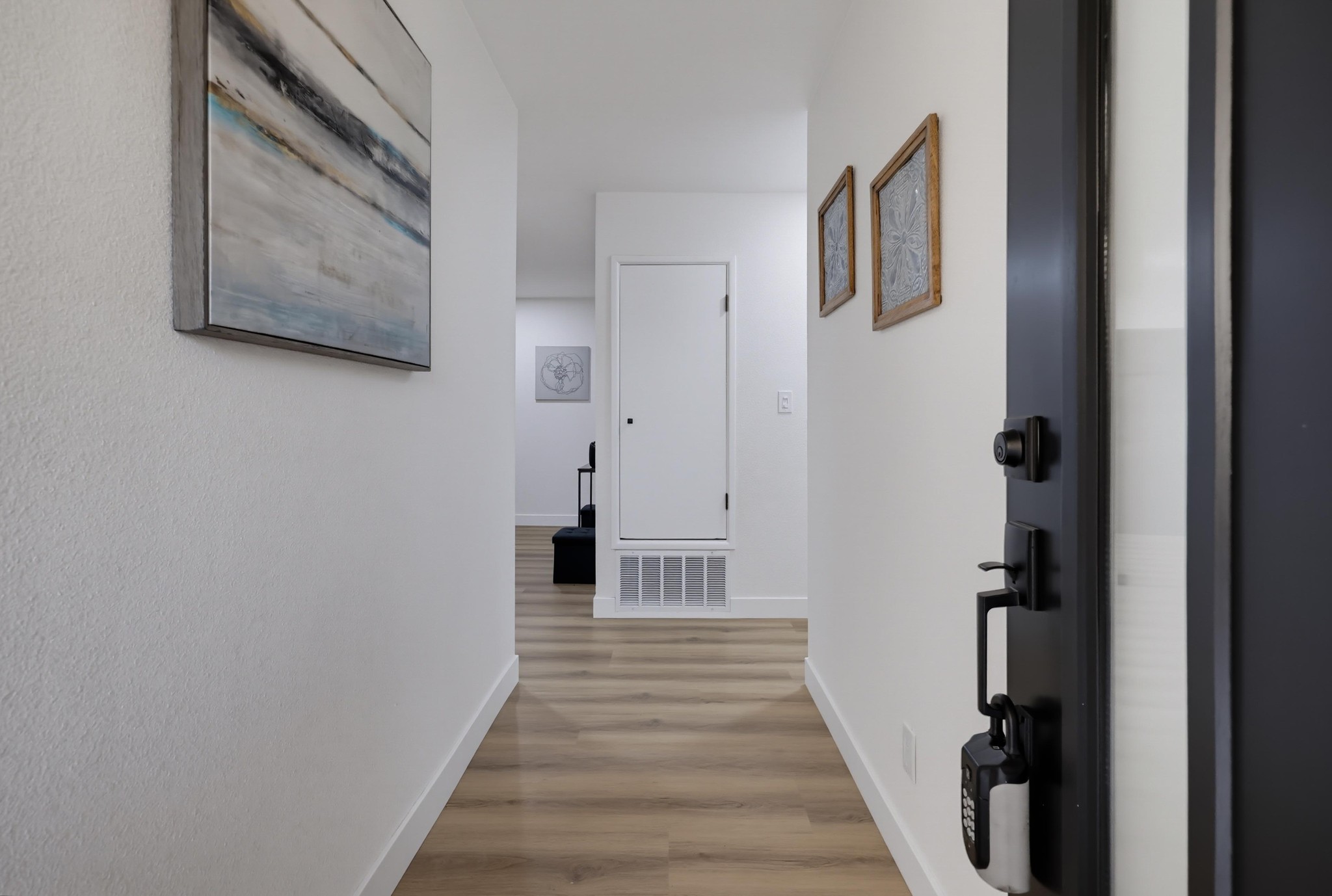 Virtual tour photo 14 of 59 for 9017 Orville St