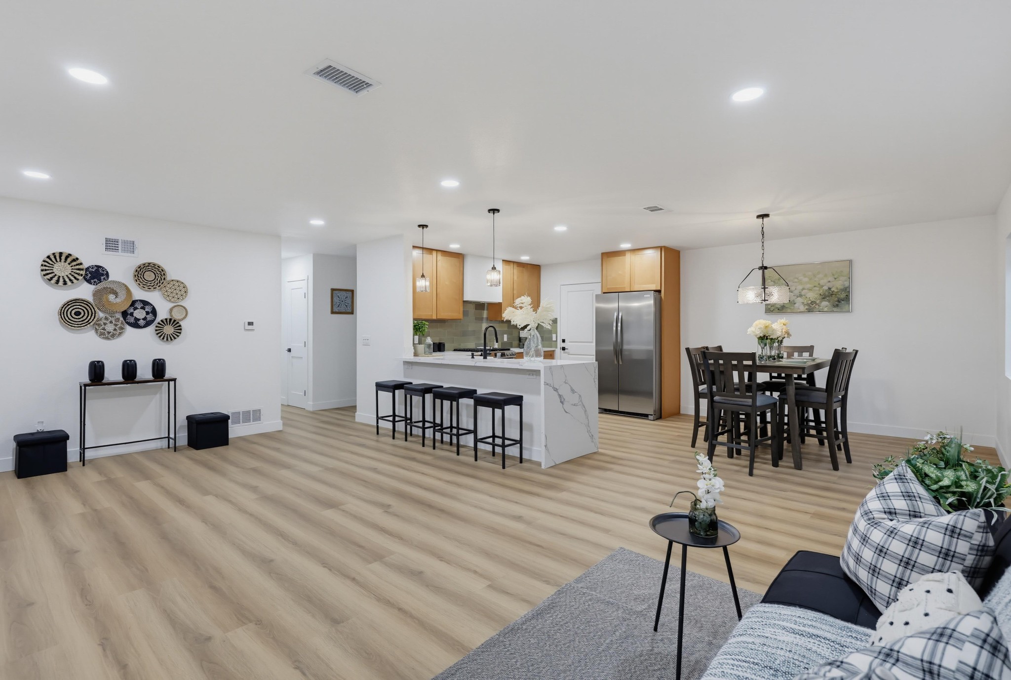 Virtual tour photo 17 of 59 for 9017 Orville St
