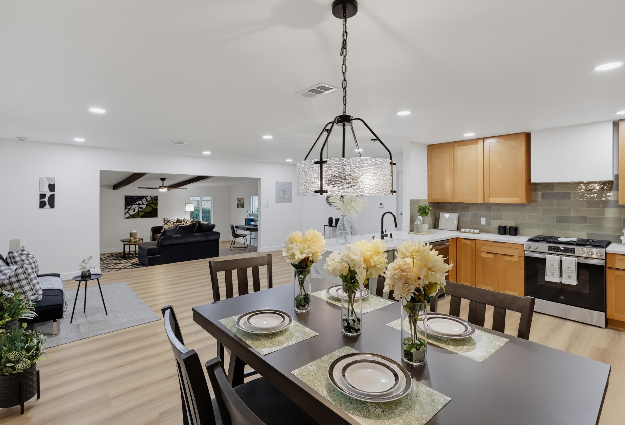 Virtual tour photo 19 of 59 for 9017 Orville St