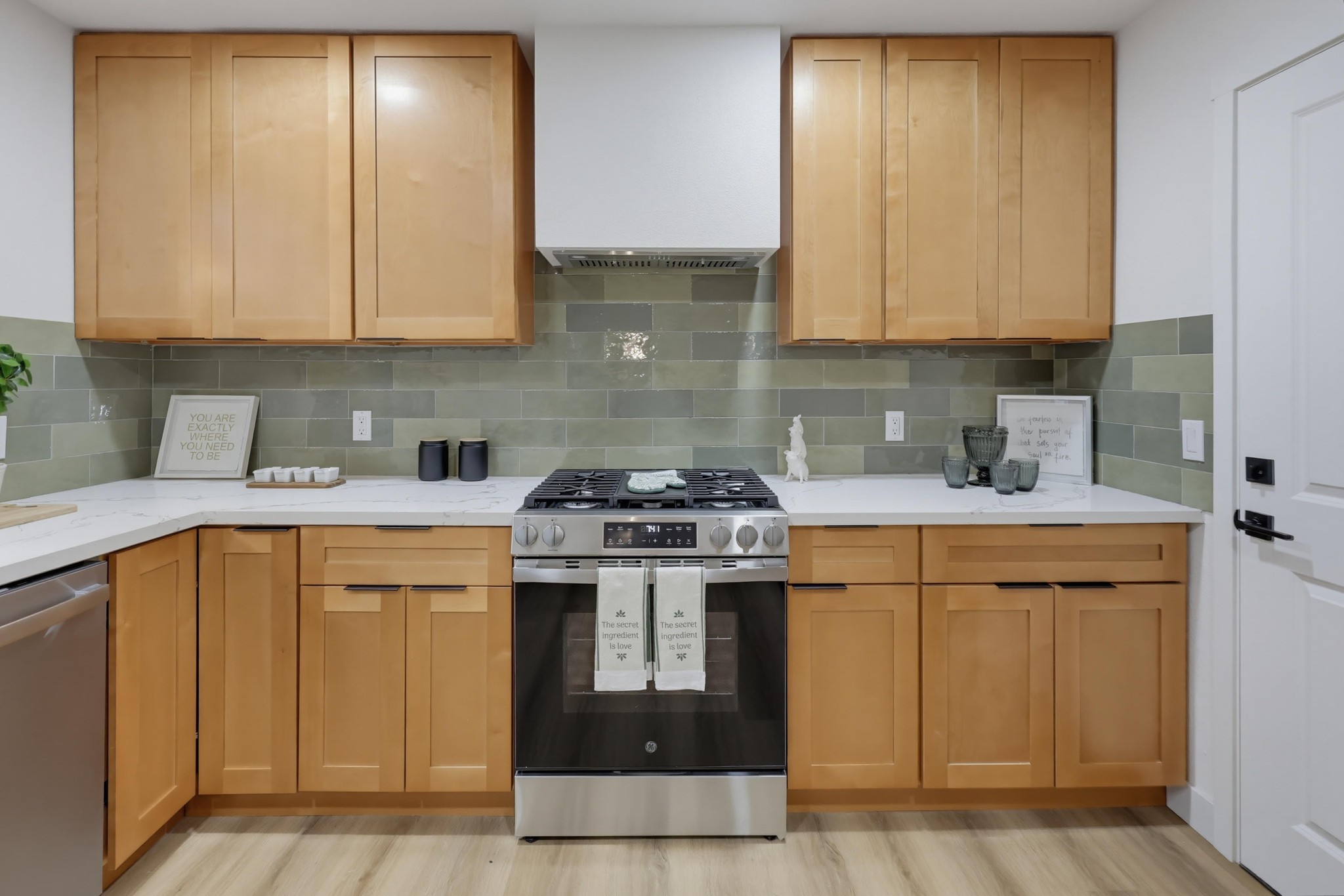 Virtual tour photo 23 of 59 for 9017 Orville St