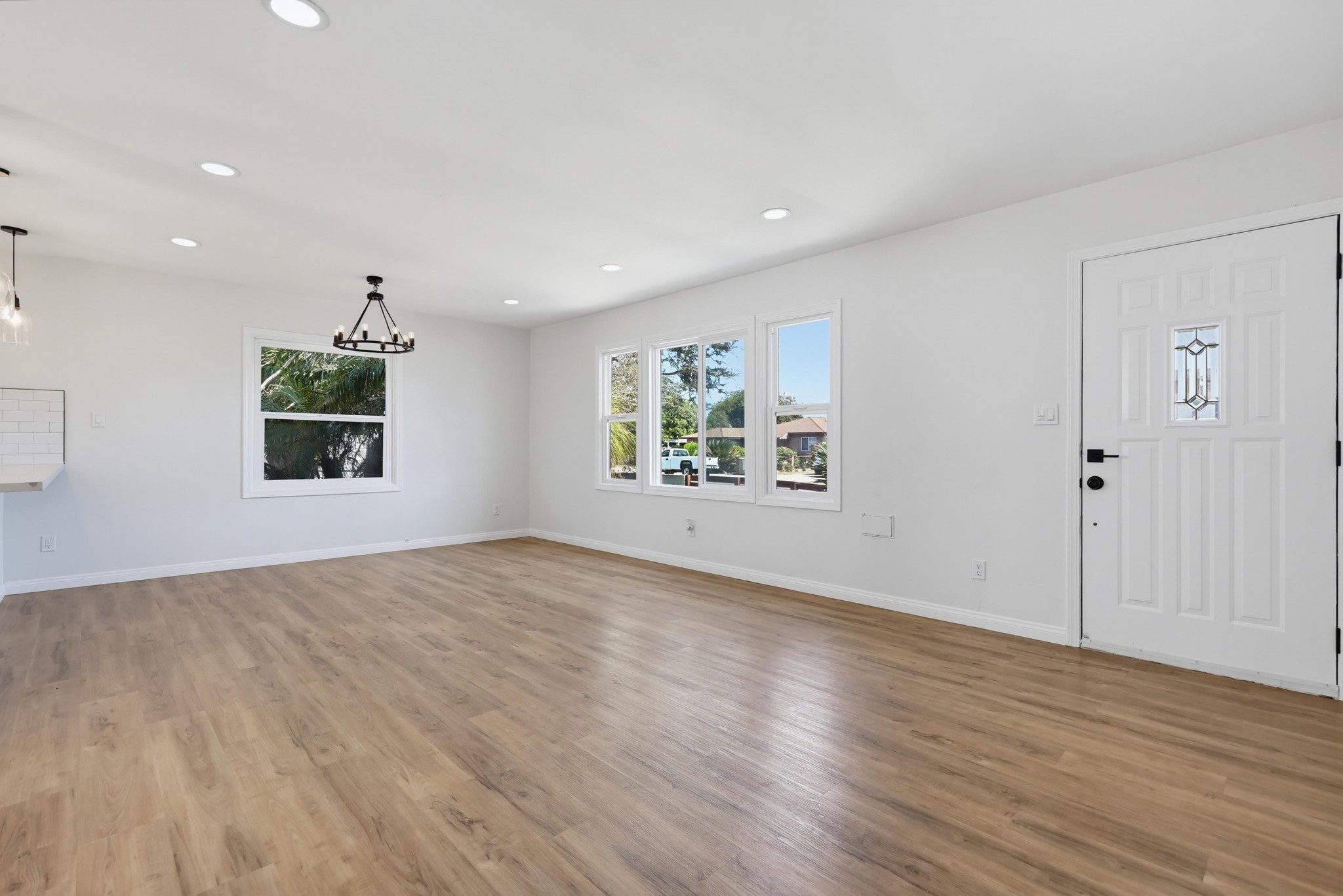 Virtual tour photo 9 of 33 for 902 9th St