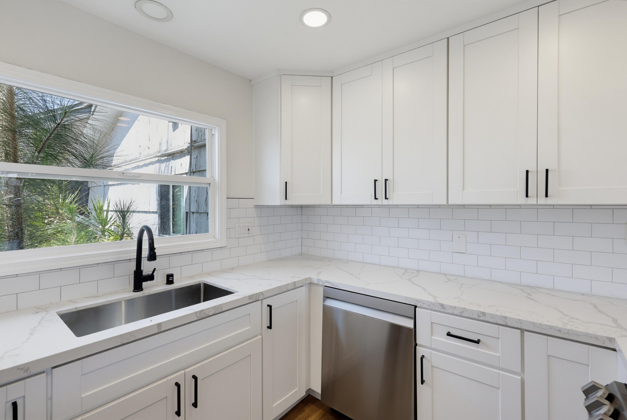 Virtual tour photo 16 of 33 for 902 9th St