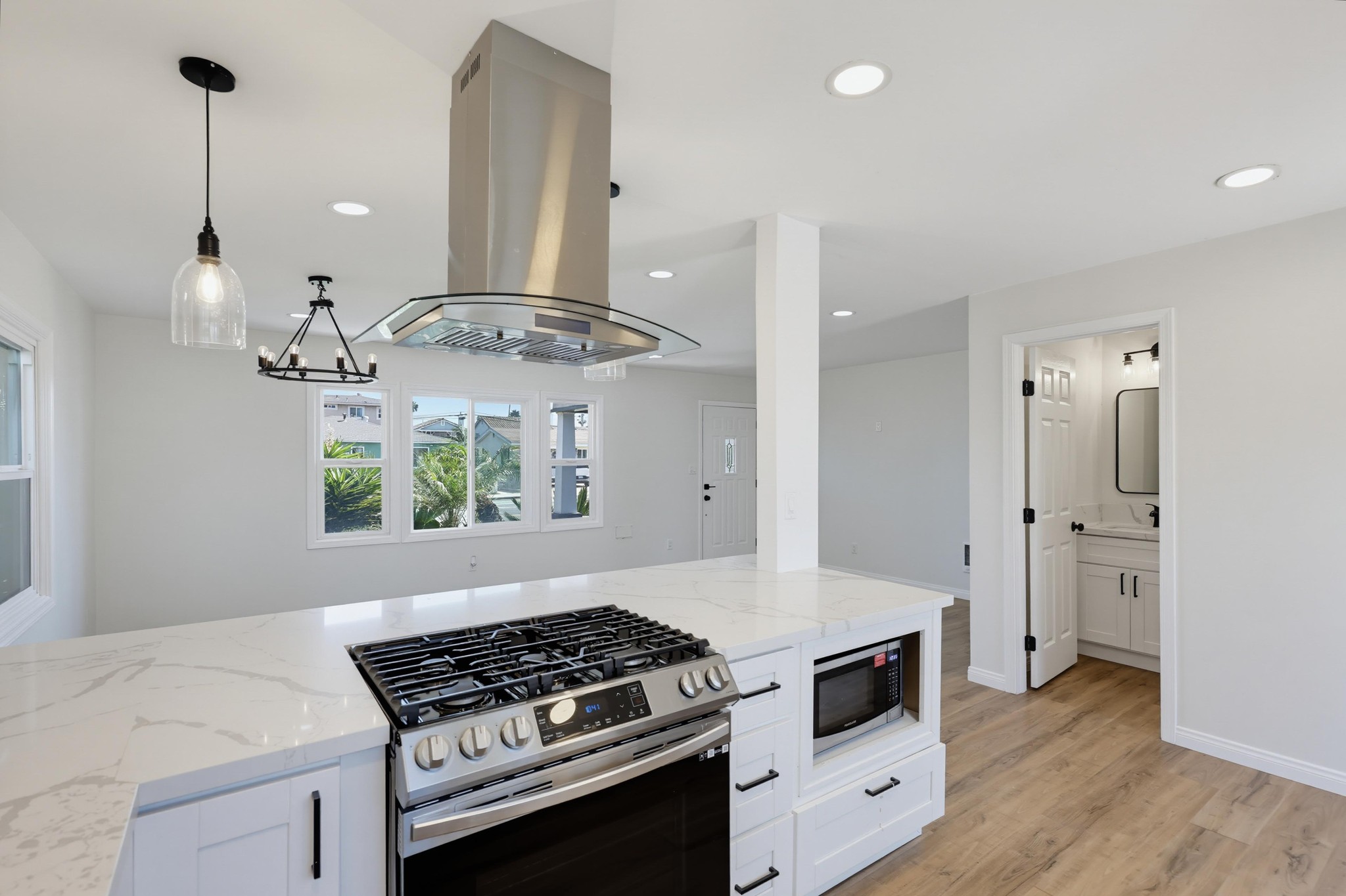 Virtual tour photo 17 of 33 for 902 9th St
