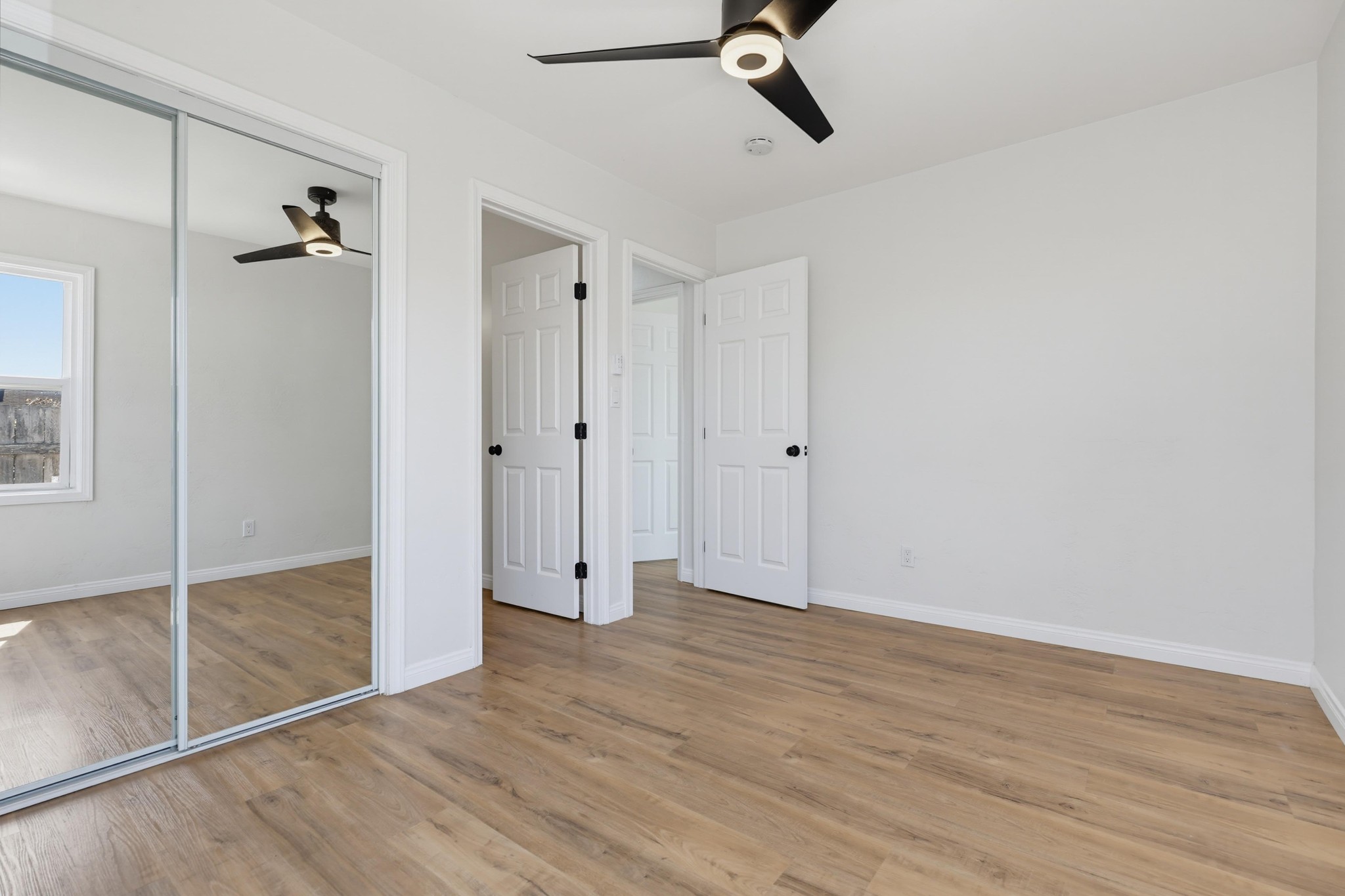 Virtual tour photo 26 of 33 for 902 9th St
