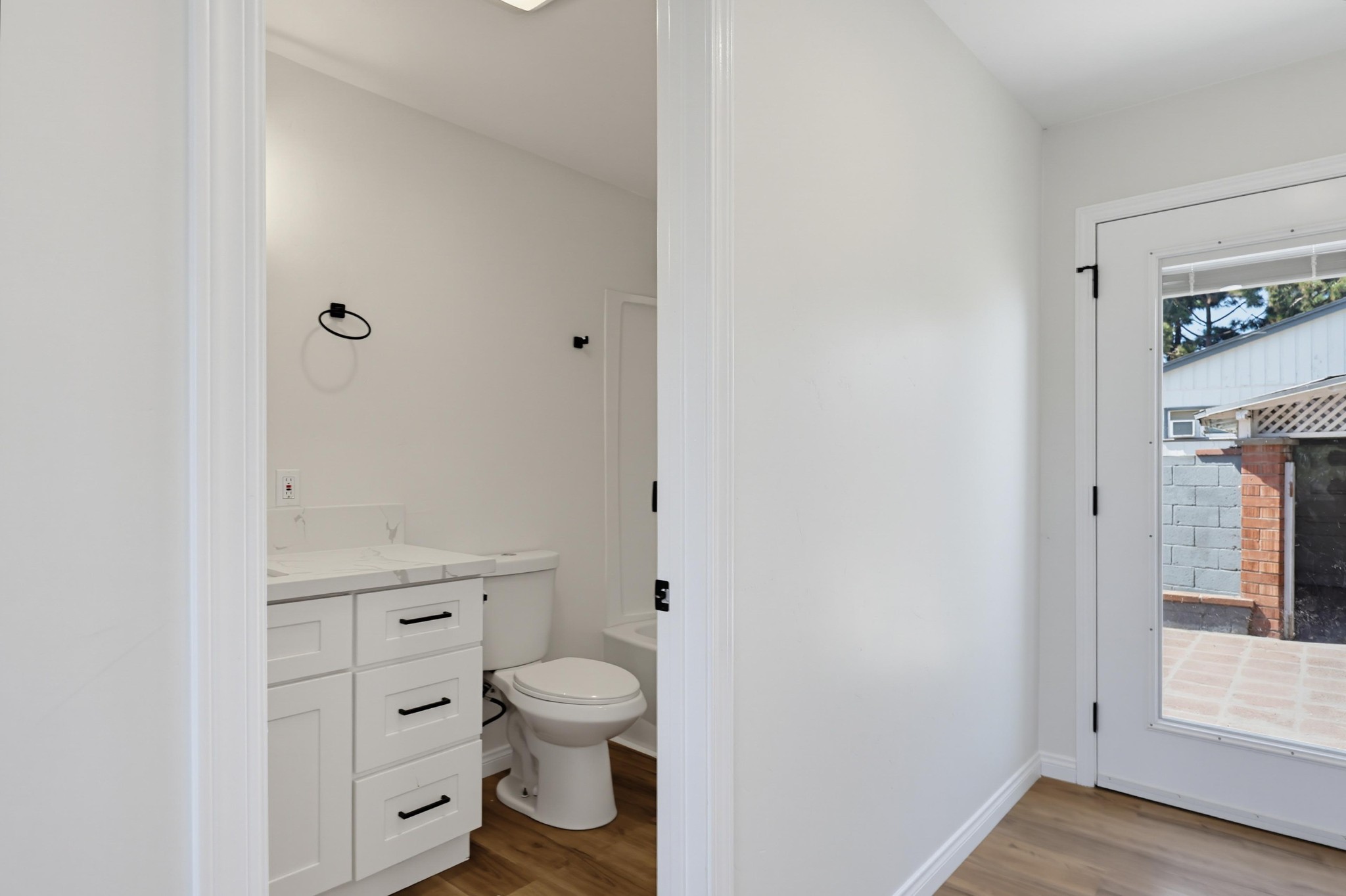 Virtual tour photo 31 of 33 for 902 9th St
