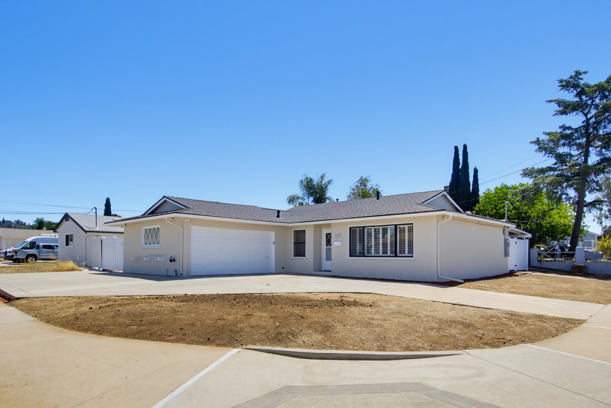 Virtual tour photo 1 of 38 for 902 Taft Ave