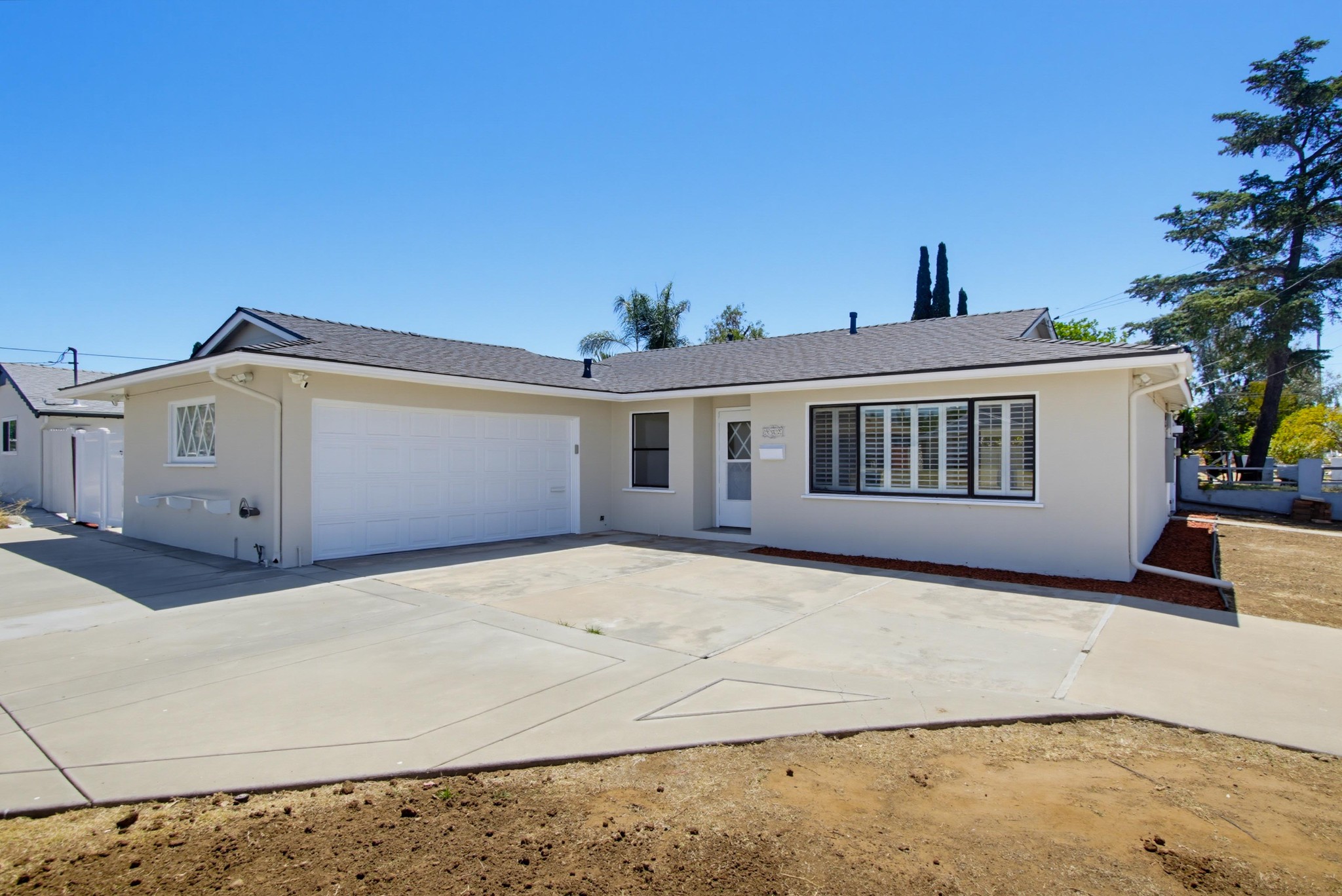 Virtual tour photo 3 of 38 for 902 Taft Ave