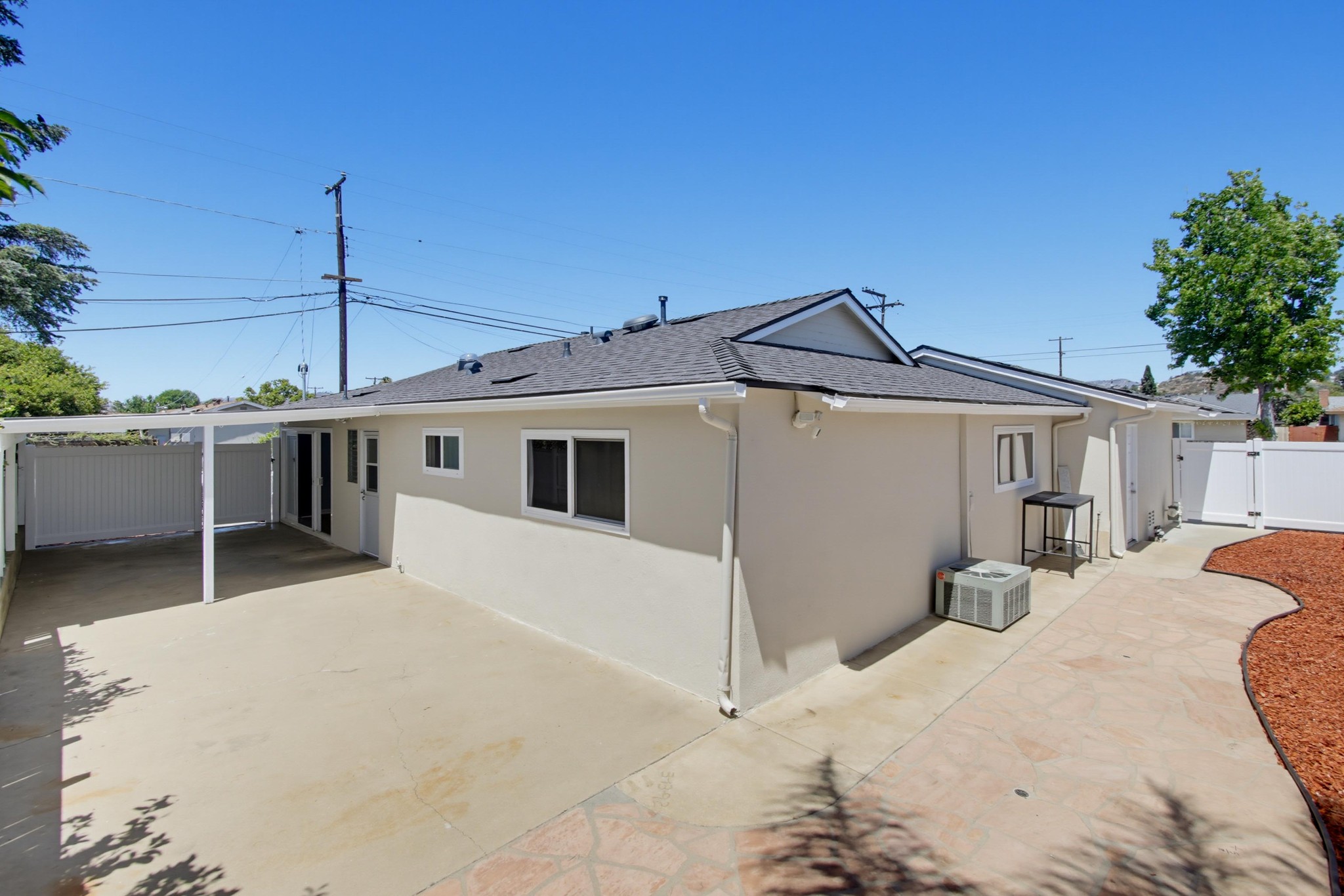 Virtual tour photo 33 of 38 for 902 Taft Ave