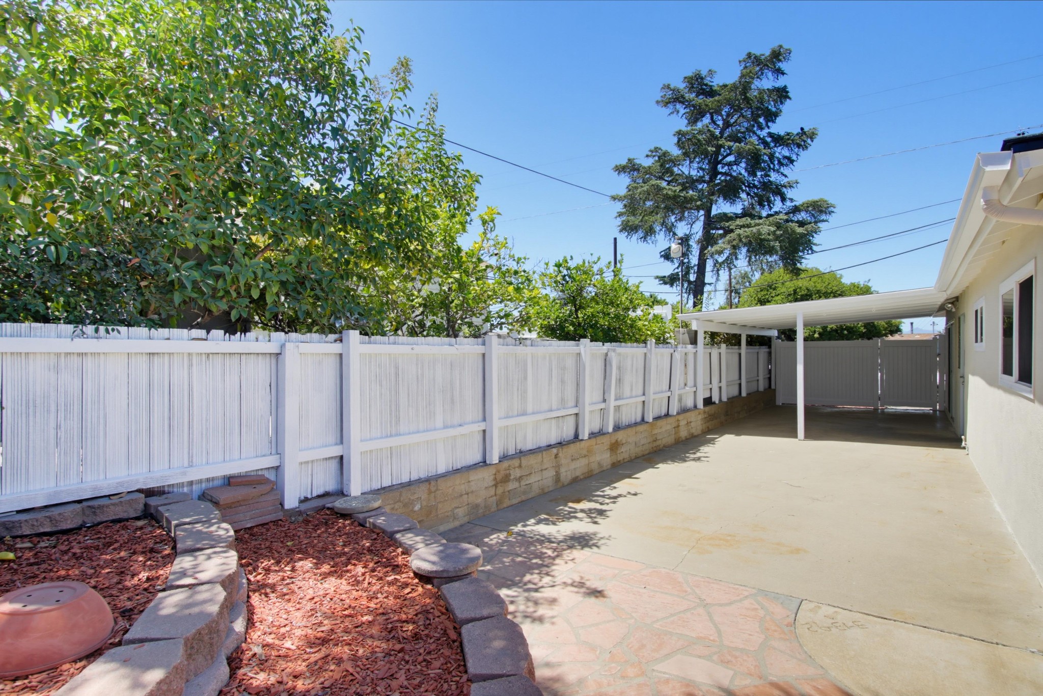 Virtual tour photo 34 of 38 for 902 Taft Ave