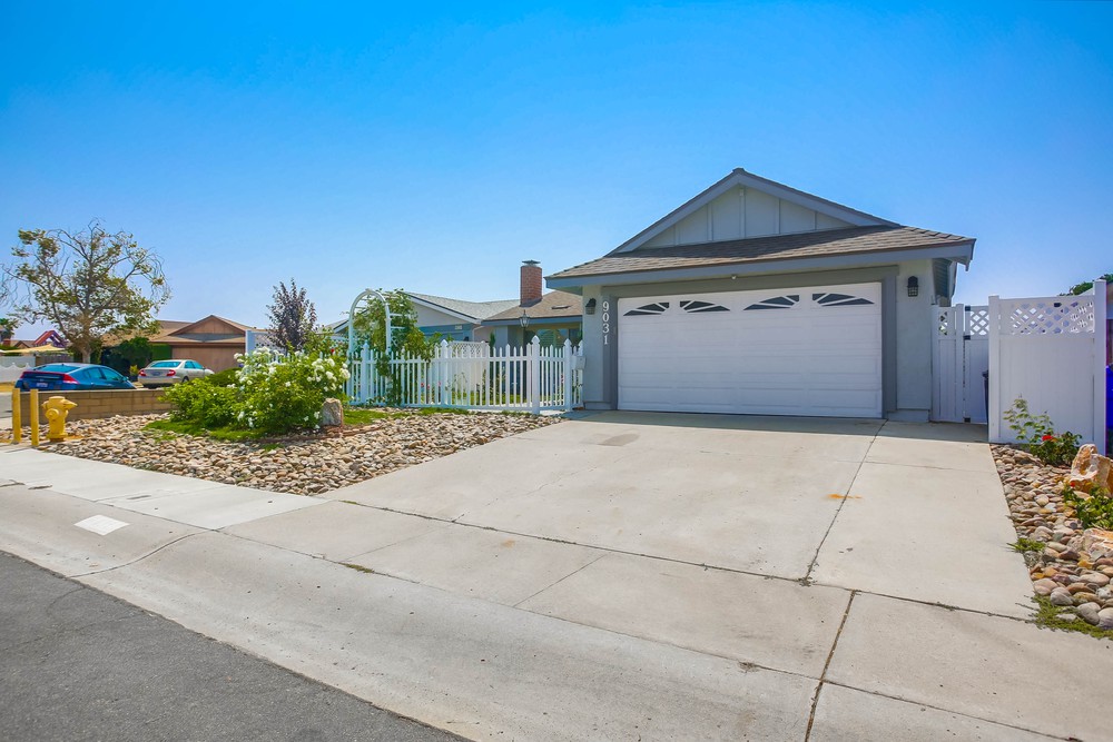 Virtual tour photo 5 of 52 for 9031 Amberly Cir