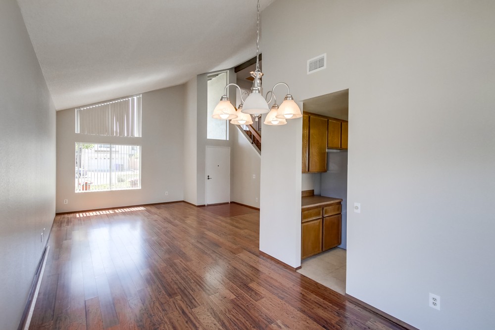 Virtual tour photo 11 of 52 for 9050 Mesa Woods Ave