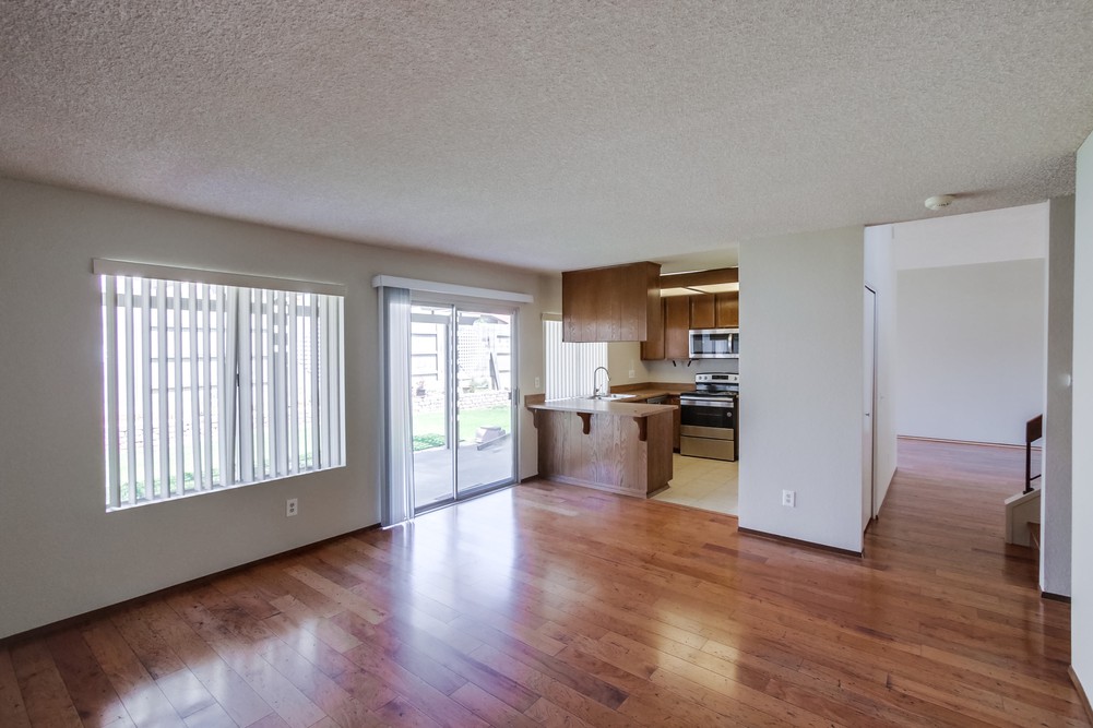 Virtual tour photo 17 of 52 for 9050 Mesa Woods Ave
