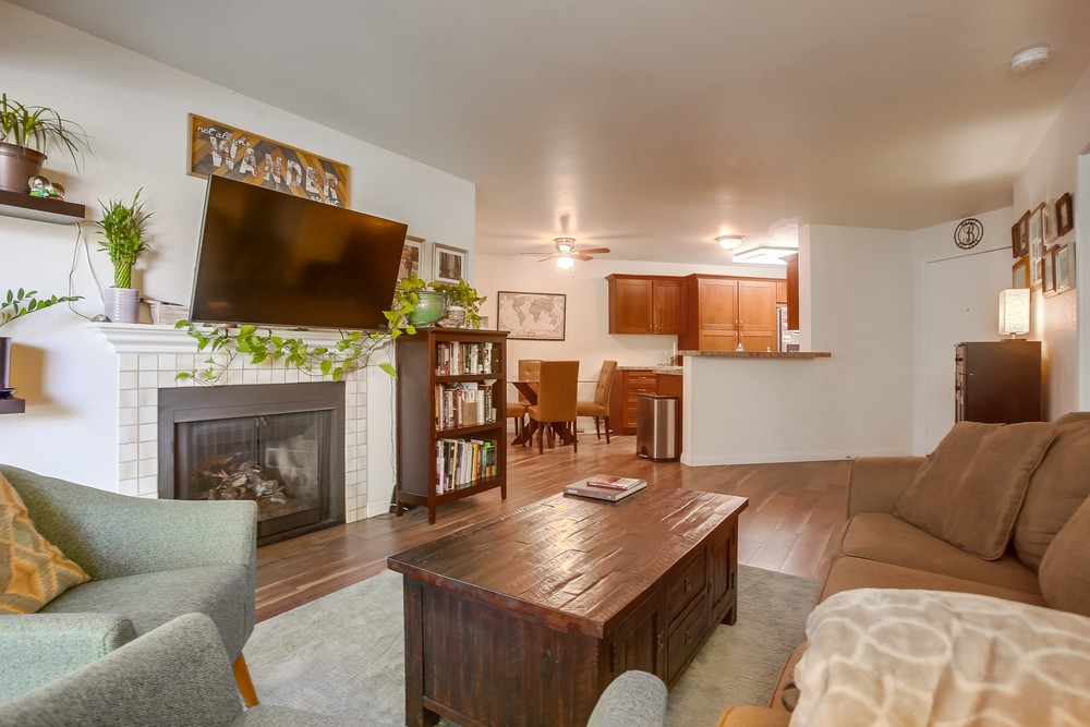 Virtual tour photo 6 of 30 for 9060 Mesa Springs Way #38